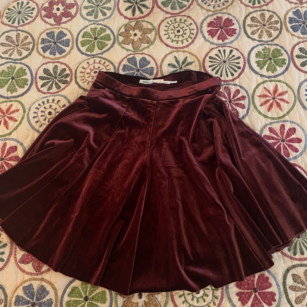 Kimchi Blue Velvet skater skirt, brown, size small